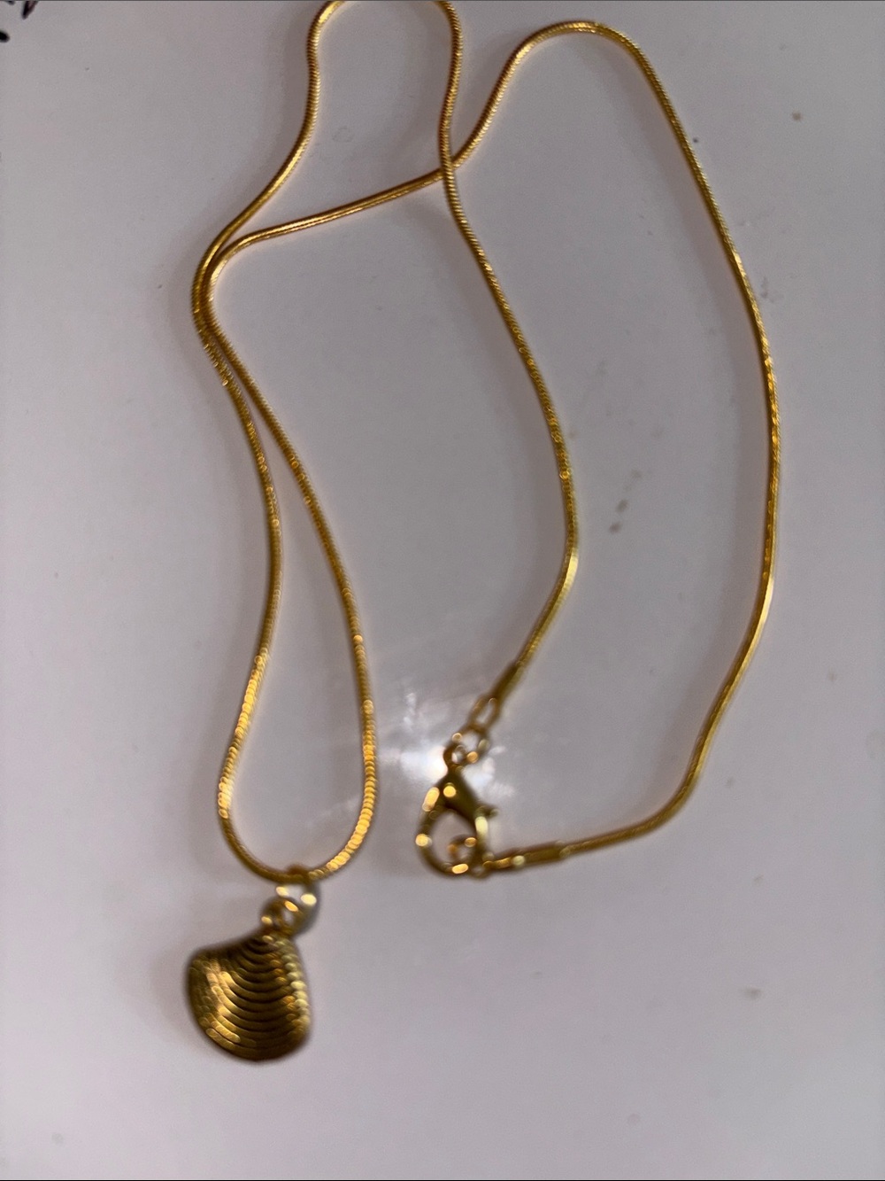 Gold Shell Pendant Necklace - Women Jewelry